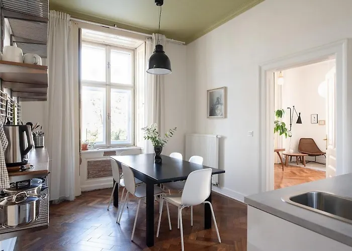 Renovated Historical In The Center Of * Brno